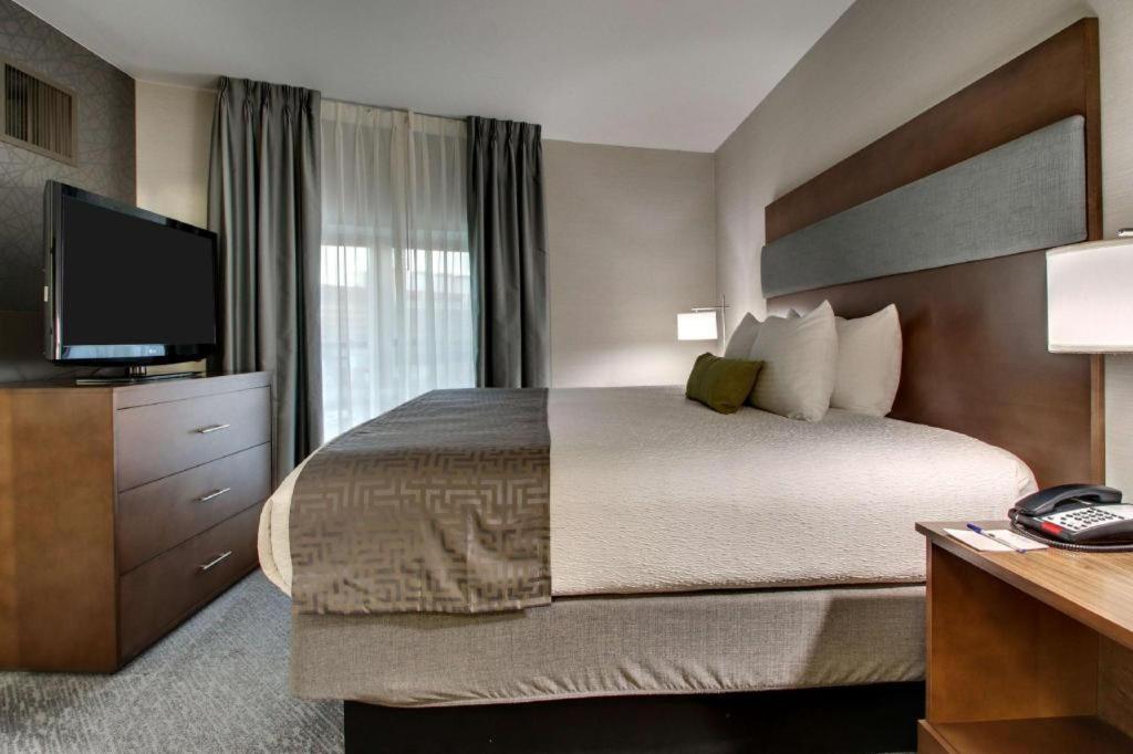 Western Hotel 2*